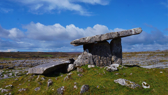 Image of dolmen in the Burren